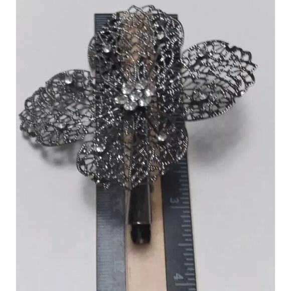 Metallic Rhinestone Flower Hair Clip Large Intricate Metal Work Gray Duckbill - Picture 7 of 8